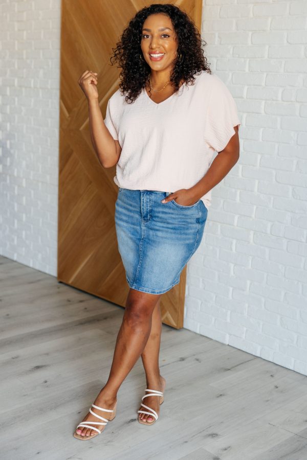Hazel Blues® |  Frequently Asked Questions V-Neck Top in Blush For Discount - Image 4